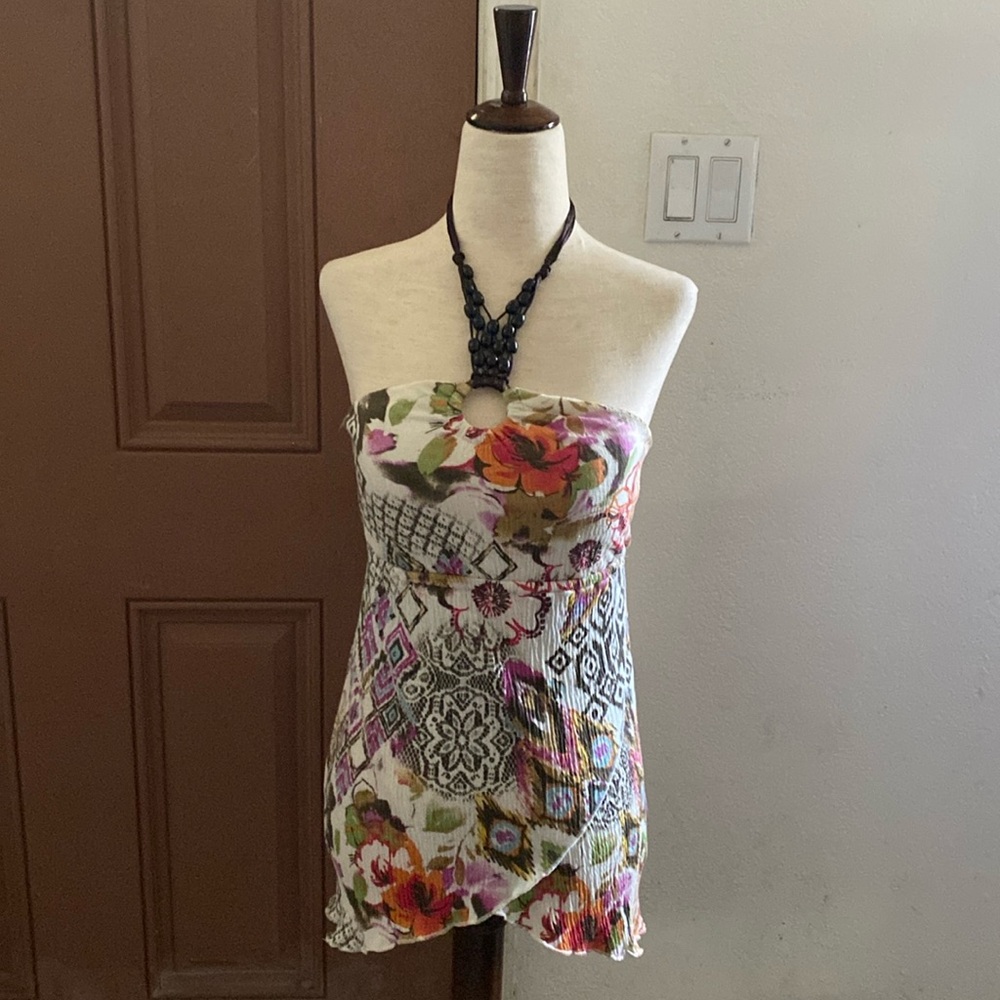 Tropical🌊 Paradise🌺🪷 Halter Top